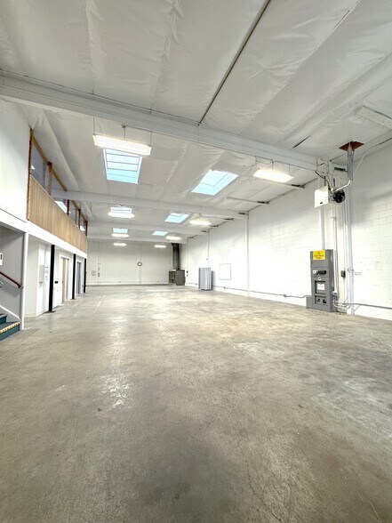 5815 Fremont St, Oakland, CA à louer - Photo de l’immeuble – Image 2 sur 12