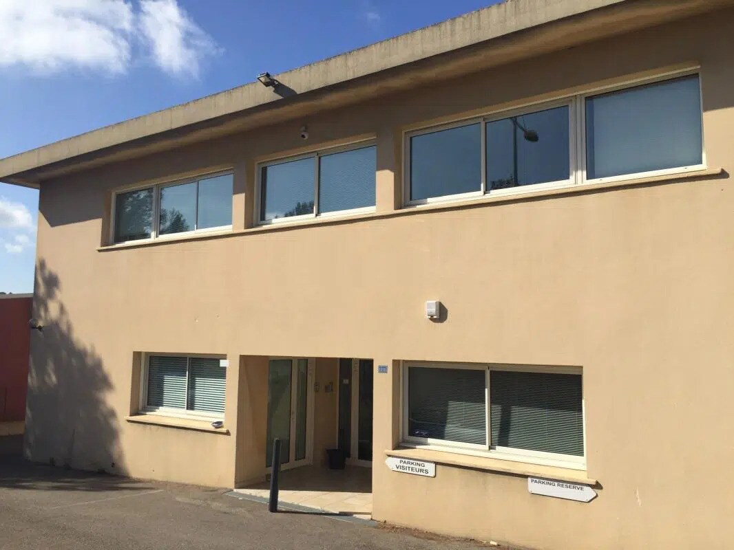 Bureau dans La Seyne-sur-Mer à louer Photo de l’immeuble– Image 1 sur 6