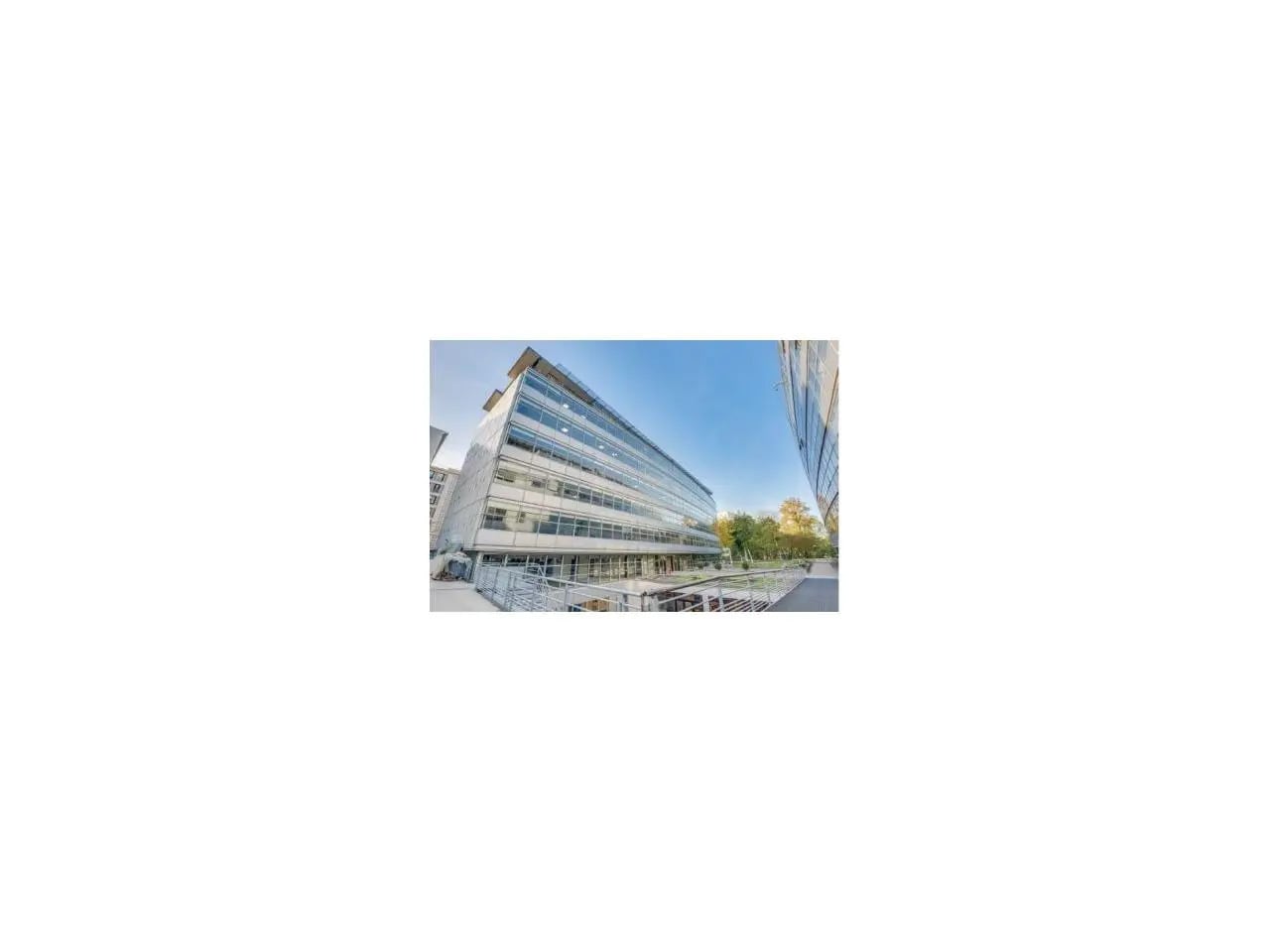 140 Avenue Jean Lolive, Pantin à louer Photo de l’immeuble– Image 1 sur 23