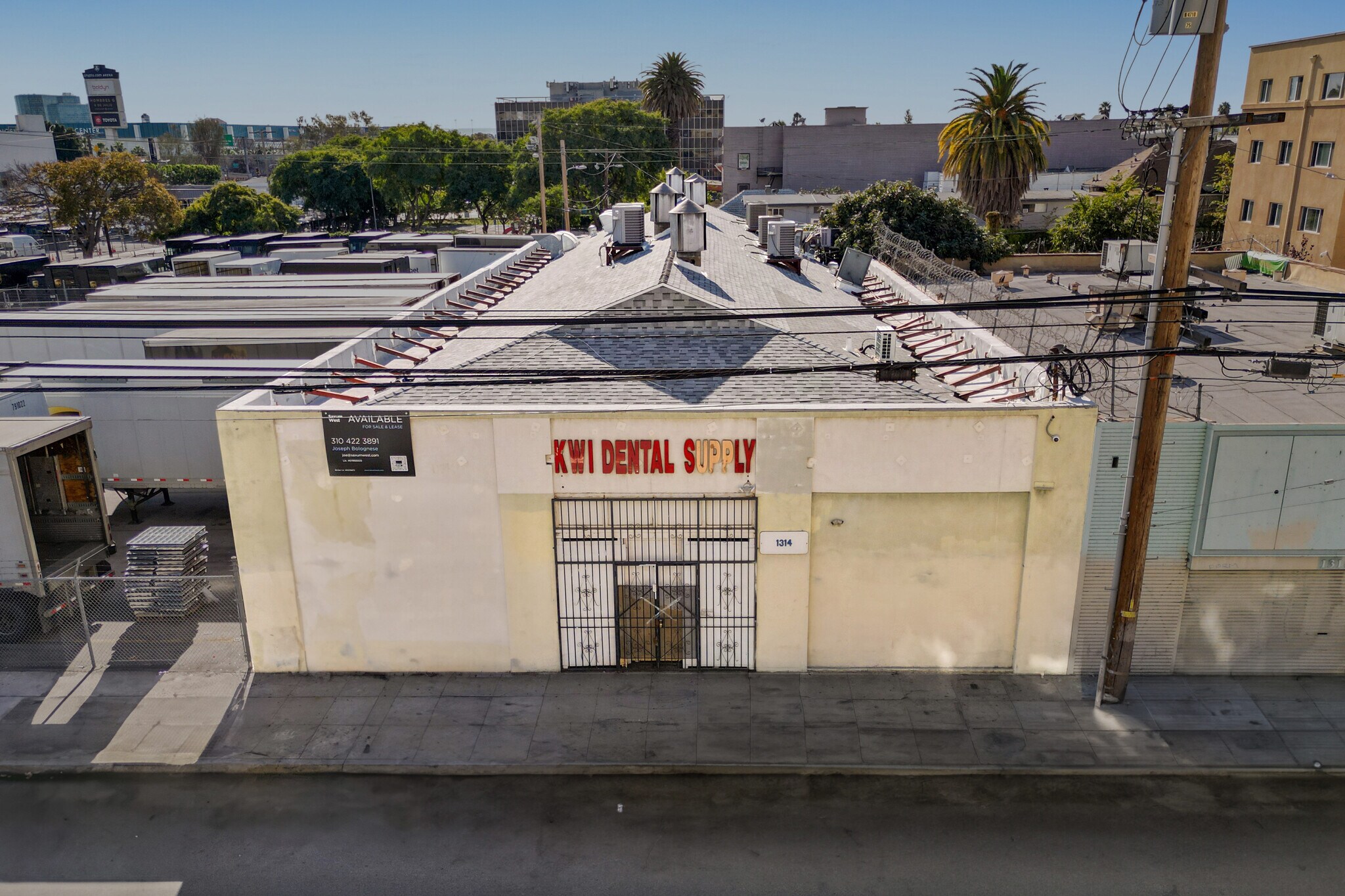 1314 James M Wood Blvd, Los Angeles, CA à louer Photo de l’immeuble– Image 1 sur 9