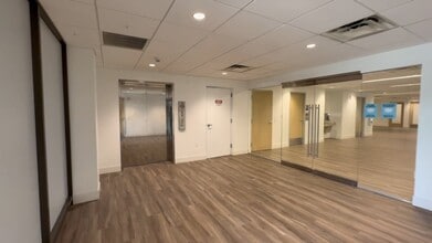 4800 Sheridan St, Hollywood, FL à louer - Vidéo sur l’annonce professionnelle 