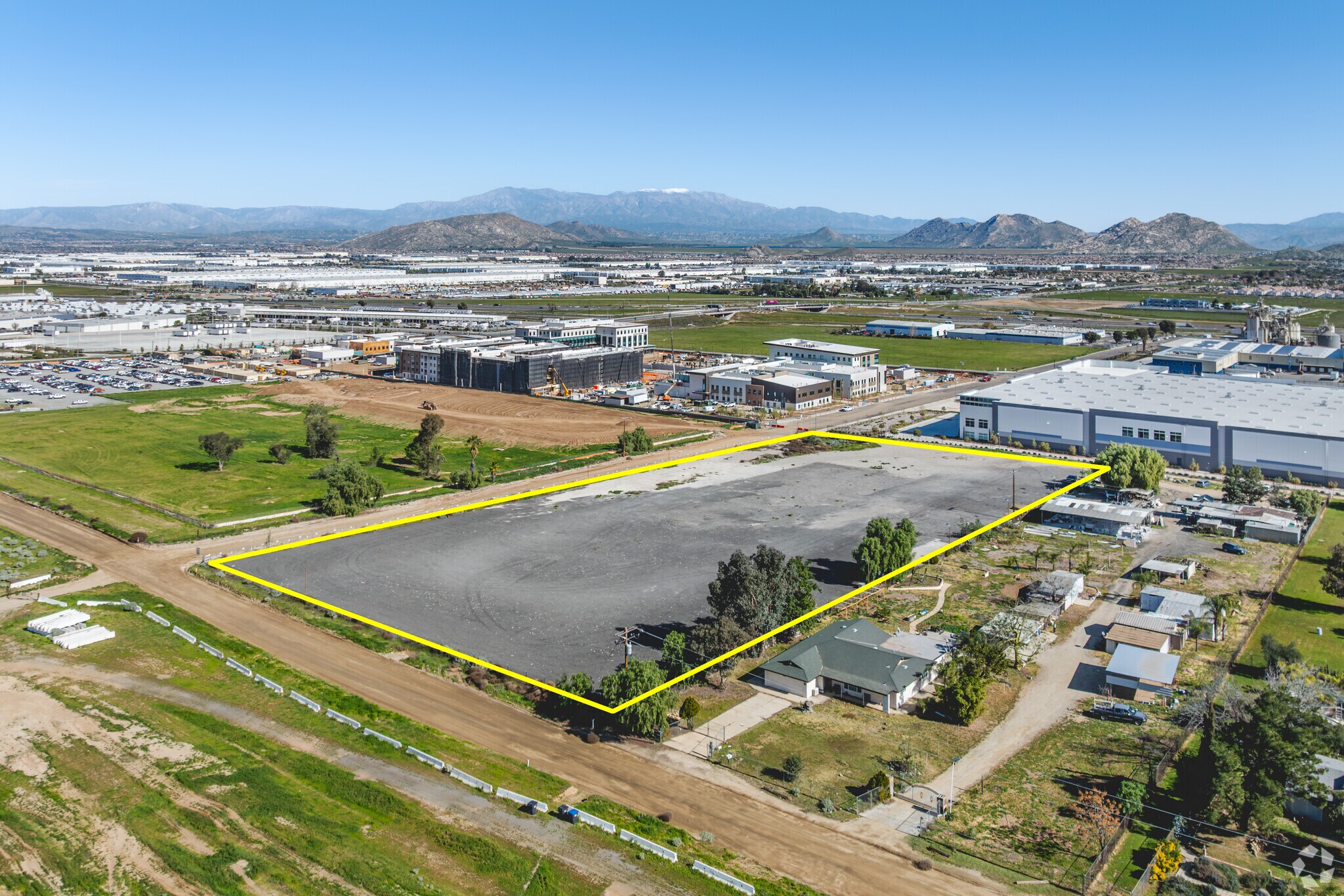 Tobacco Road, Perris, CA à vendre Photo principale– Image 1 sur 22