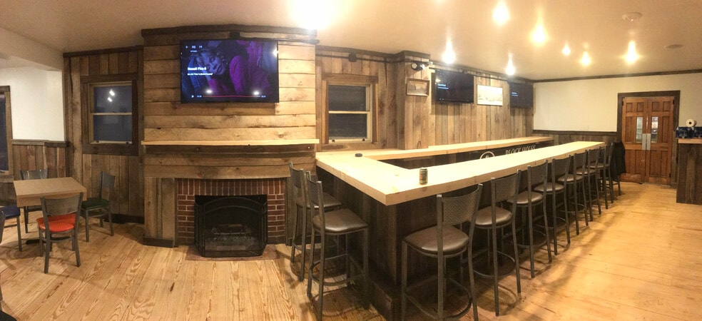 132 Broadway, Fort Edward, NY à vendre - Photo intérieure – Image 3 sur 3