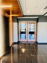 206 S Broadway, Rochester, MN à louer Photo intérieure– Image 2 sur 9