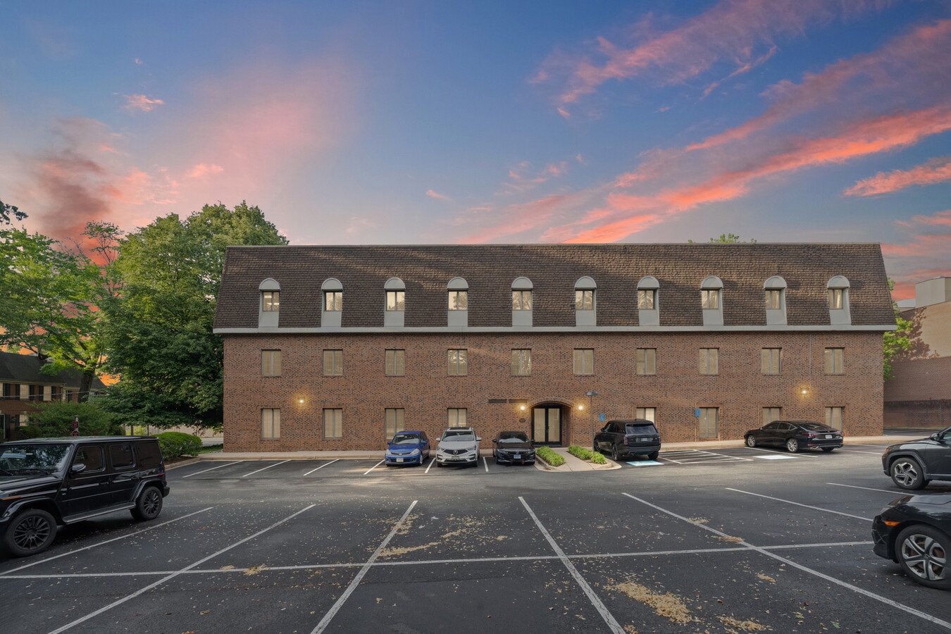 10521 Judicial Dr, Fairfax, VA 22030 - Lot 300-A - - Photo intérieure - Image 1 of 38