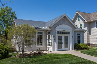 Plus de détails pour 308 5th St, West Des Moines, IA - Bureau à vendre