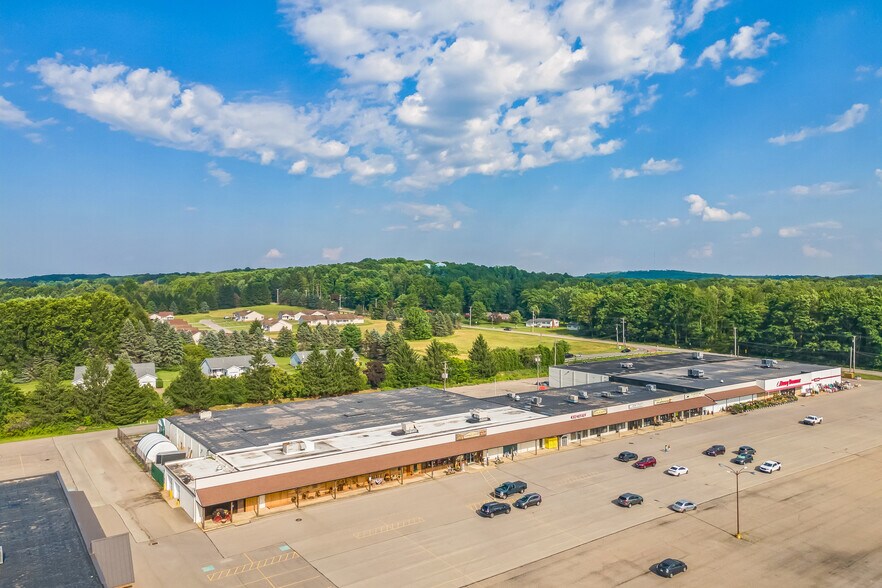 100 Hadley Rd, Greenville, PA à vendre - Photo de l’immeuble – Image 2 sur 4