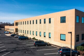 Plus de détails pour 135 Engineers Rd, Hauppauge, NY - Bureau/Médical à louer