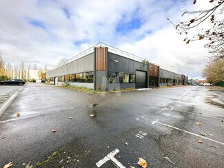 Plus de détails pour Bureau, Local d'activités à louer