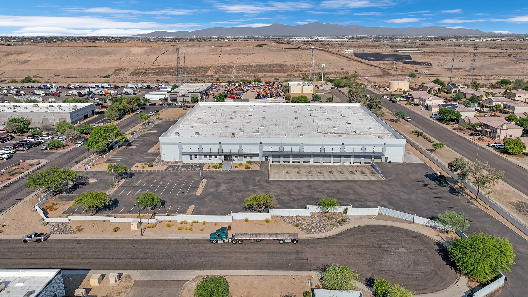 10950 W Northview Ave, Glendale, AZ à vendre Photo principale– Image 1 sur 8