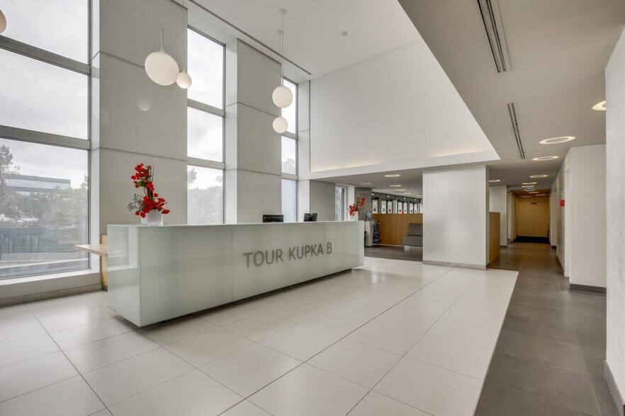 16 Rue Hoche, Puteaux à vendre - Hall d’entrée – Image 2 sur 9