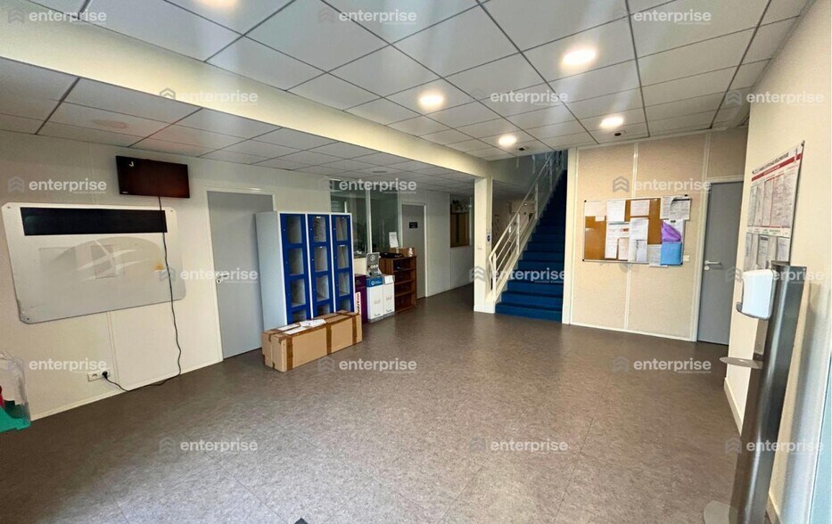 Local d’activités dans Compiègne à louer - Photo intérieure – Image 3 sur 7