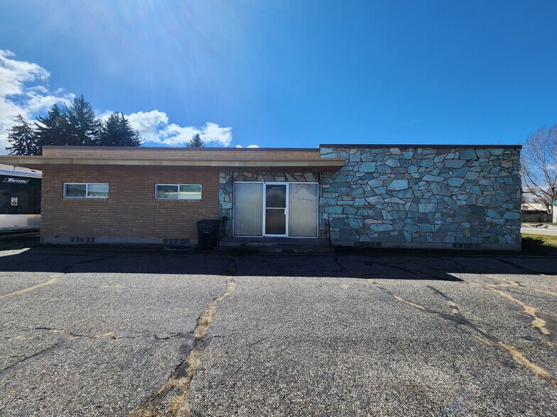 520 3rd St, Idaho Falls, ID à vendre - Photo de l’immeuble – Image 3 sur 32
