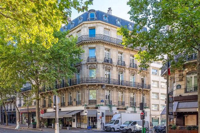 Plus de détails pour 8 Avenue Franklin D. Roosevelt, Paris - Coworking à louer