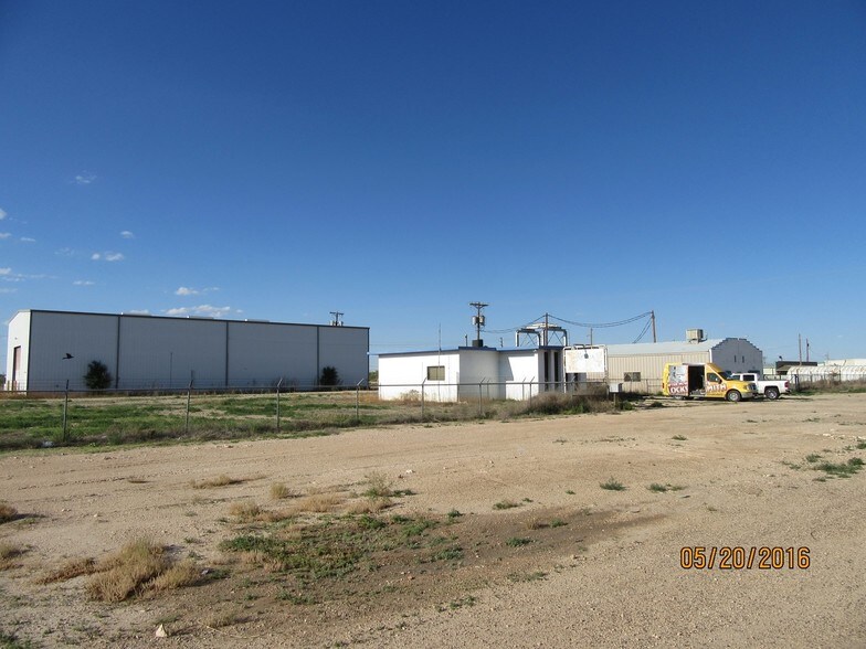 1506 W Broadway Pl, Hobbs, NM à vendre - Photo de l’immeuble – Image 1 sur 26