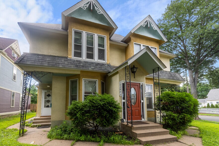 1428 Madison St NE, Minneapolis, MN à vendre - Photo de l’immeuble – Image 1 sur 14