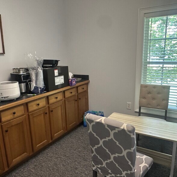 4214 Mayfair St, Myrtle Beach, SC à louer - Photo de l’immeuble – Image 3 sur 9