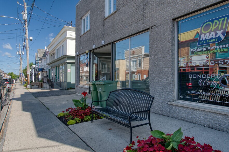1578 Av Saint-Louis, Plessisville, QC à louer - Photo principale – Image 1 sur 12