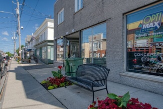 Plus de détails pour 1578 Av Saint-Louis, Plessisville, QC - Local commercial à vendre