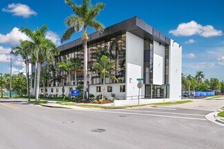 Plus de détails pour 2075 W 1st St, Fort Myers, FL - Bureau, Bureau/Médical à louer