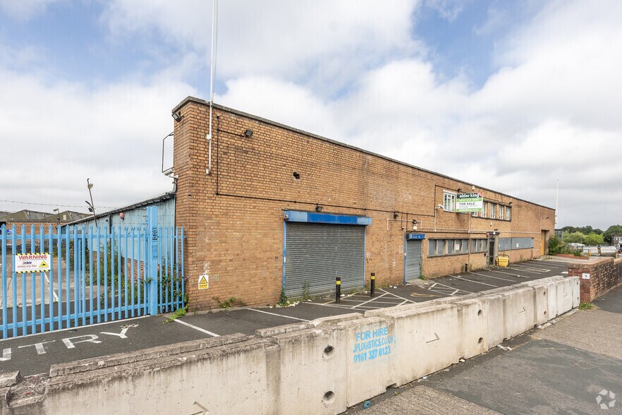 13-15 Emery Rd, Bristol à vendre - Photo principale – Image 1 sur 9