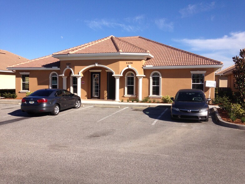 3200 Hillsdale Ln, Kissimmee, FL à louer - Photo de l’immeuble – Image 2 sur 4
