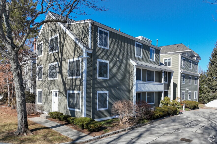 205 Willow St, South Hamilton, MA à louer - Photo de l’immeuble – Image 3 sur 5