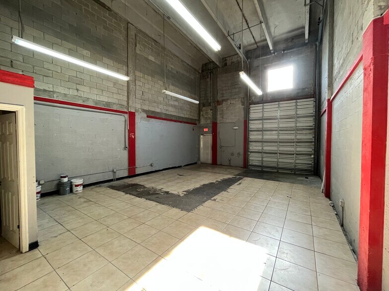 13170 SW 128th St, Miami, FL à louer - Photo de l’immeuble – Image 2 sur 14