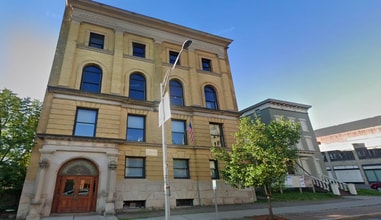 251 Genesee St, Utica, NY à louer Photo intérieure– Image 1 sur 1