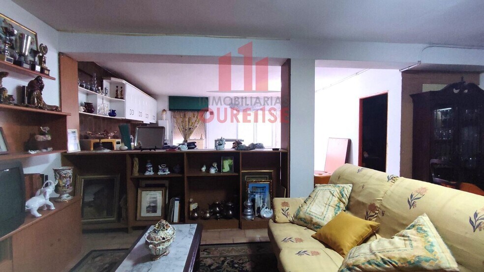 Local commercial dans Ourense, Orense à vendre - Photo de l’immeuble – Image 3 sur 8