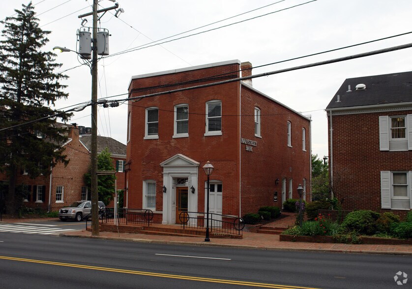 4029 Chain Bridge Rd, Fairfax, VA à vendre - Photo de l’immeuble – Image 2 sur 10