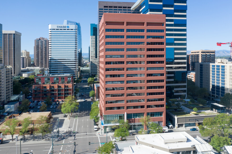 1875 Lawrence St, Denver, CO à louer - Photo de l’immeuble – Image 2 sur 14