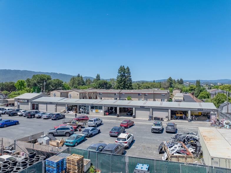 121 Pierce St, Gilroy, CA à vendre - Photo de l’immeuble – Image 1 sur 3
