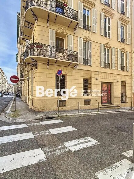 Local commercial dans Nice à louer - Photo de l’immeuble – Image 1 sur 4