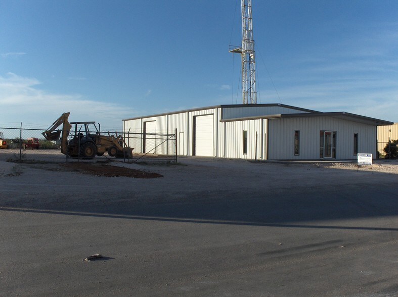 6923 E Commerce St, Odessa, TX à louer - Photo principale – Image 1 sur 5