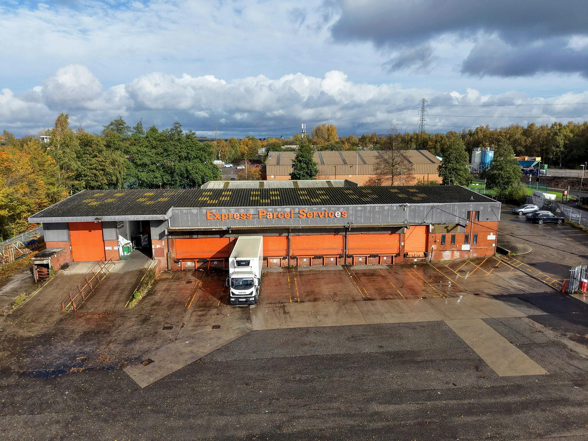 204 Grimshaw Ln, Manchester à vendre Photo de l’immeuble– Image 1 sur 5