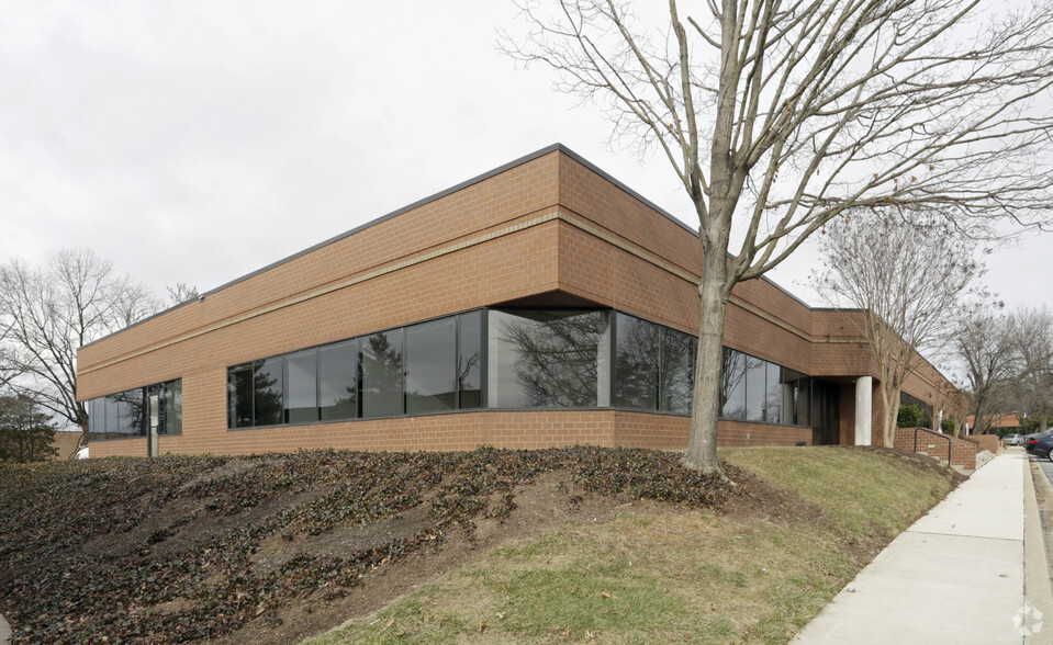 4200 Forbes Blvd, Lanham, MD à louer - Photo de l’immeuble – Image 1 sur 12