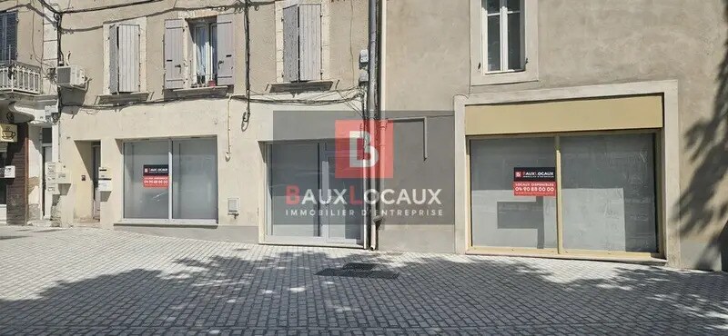 Local commercial dans Carpentras à louer - Photo de l’immeuble – Image 1 sur 4