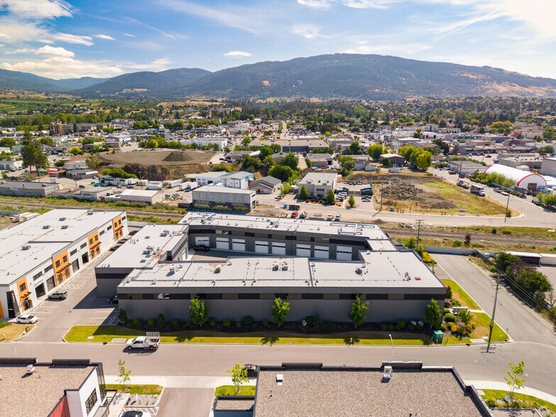 3101 45 Av, Vernon, BC à vendre - Photo de l’immeuble – Image 3 sur 14
