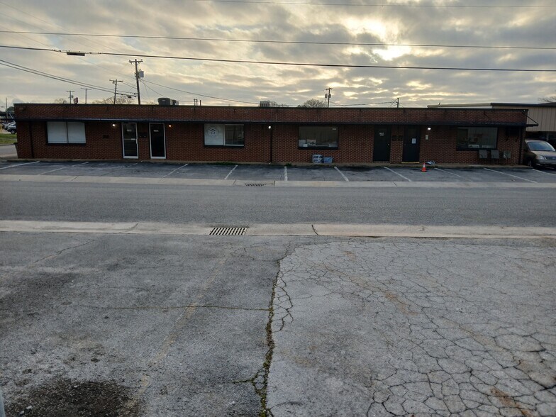 1718 Creighton Ave SE, Decatur, AL à vendre - Photo de l’immeuble – Image 1 sur 27