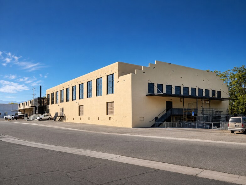 341 A St, Fillmore, CA à louer - Photo de l’immeuble – Image 1 sur 6
