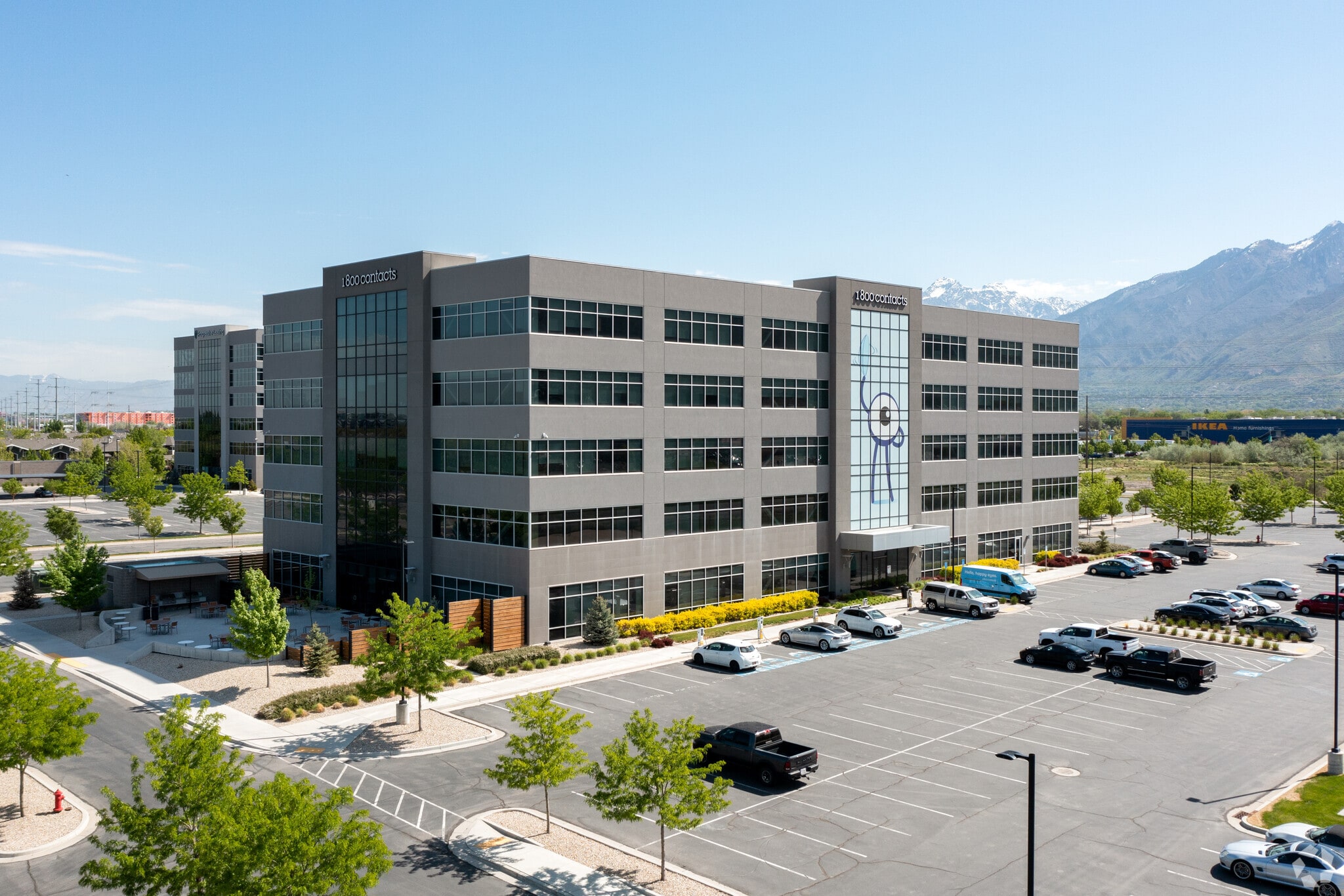 261 Data Dr, Draper, UT à vendre Photo principale– Image 1 sur 15