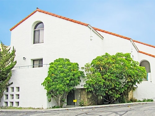 222 E Canon Perdido St, Santa Barbara, CA à louer - Photo de l’immeuble – Image 3 sur 21