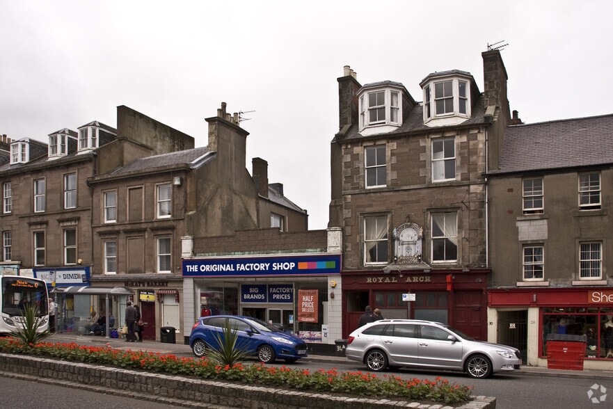 36-38 High St, Montrose à louer - Photo de l’immeuble – Image 3 sur 3