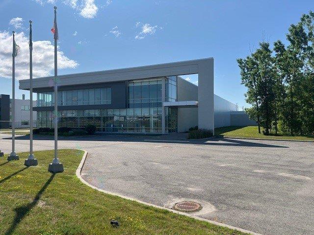4160 Hwy Desserte Sud Laval (A-440), Laval, QC à vendre - Photo de l’immeuble – Image 2 sur 10