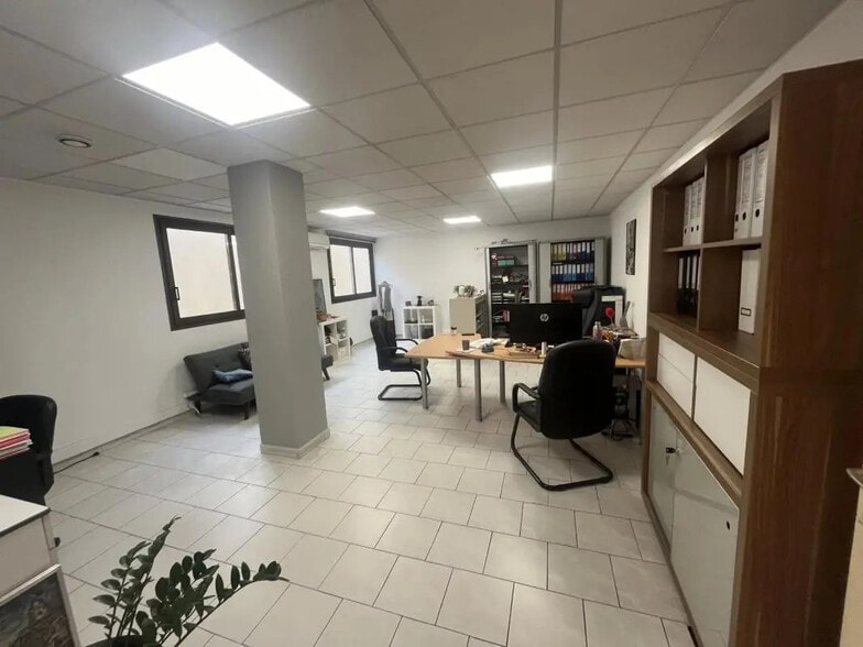 Bureau dans Mougins à vendre - Photo de l’immeuble – Image 3 sur 11