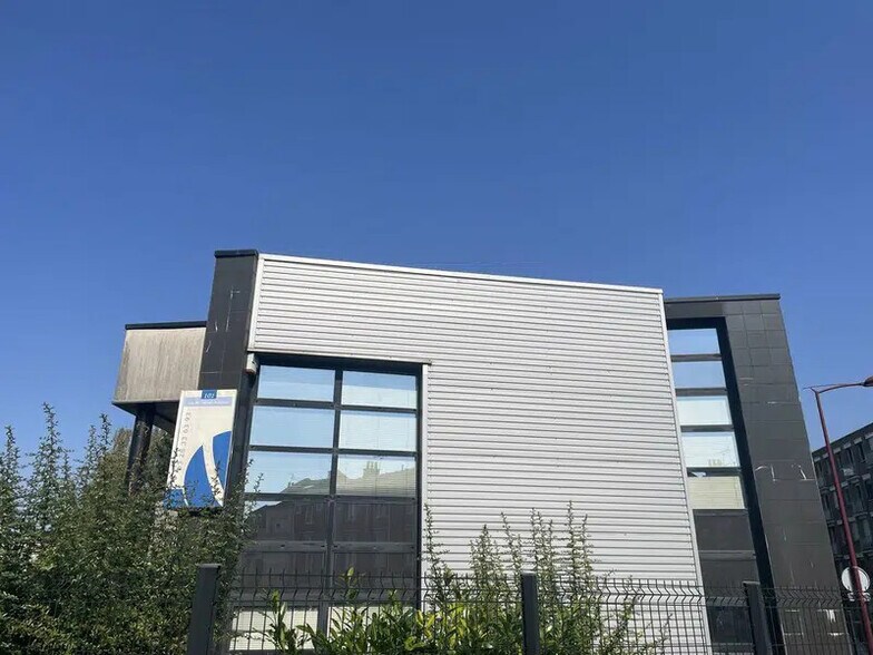 Bureau dans Marcq-en-Baroeul à vendre - Photo de l’immeuble – Image 1 sur 12