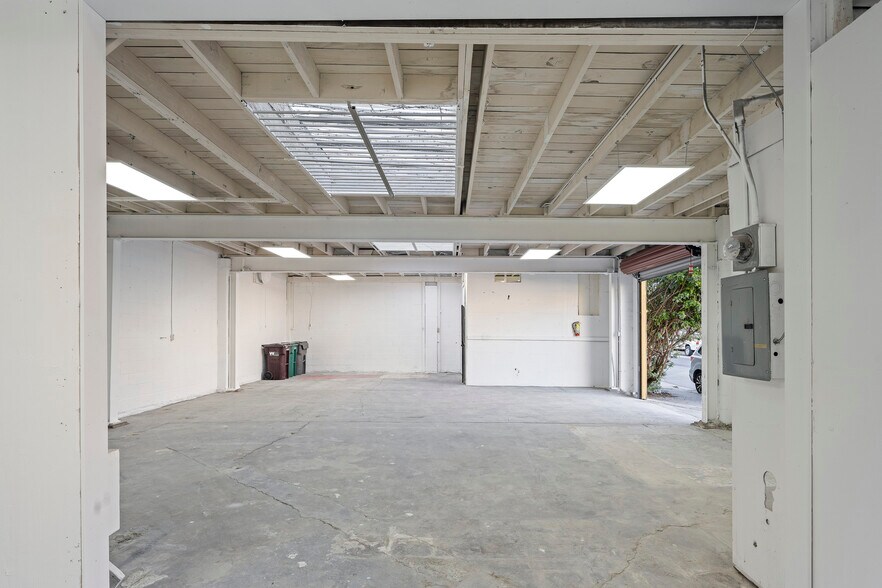 3294 Louise St, Emeryville, CA à vendre - Photo de l’immeuble – Image 3 sur 10