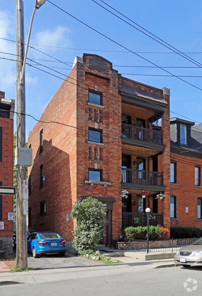 14 Forest Avenue portefeuille de 2 biens à vendre sur LoopNet.fr - Photo principale – Image 2 sur 2