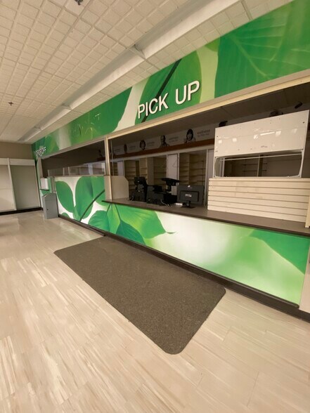 145 Amherst St, Nashua, NH à vendre - Photo de l’immeuble – Image 3 sur 14